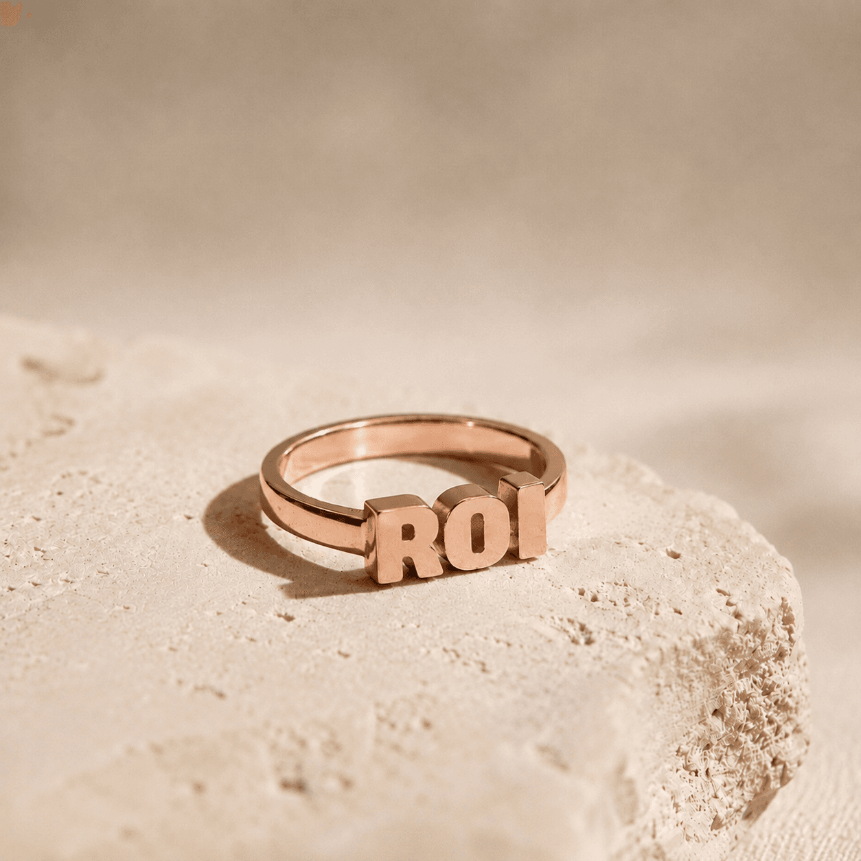 טבעת שם Roi - עבודה אמיתית של NAMÉ